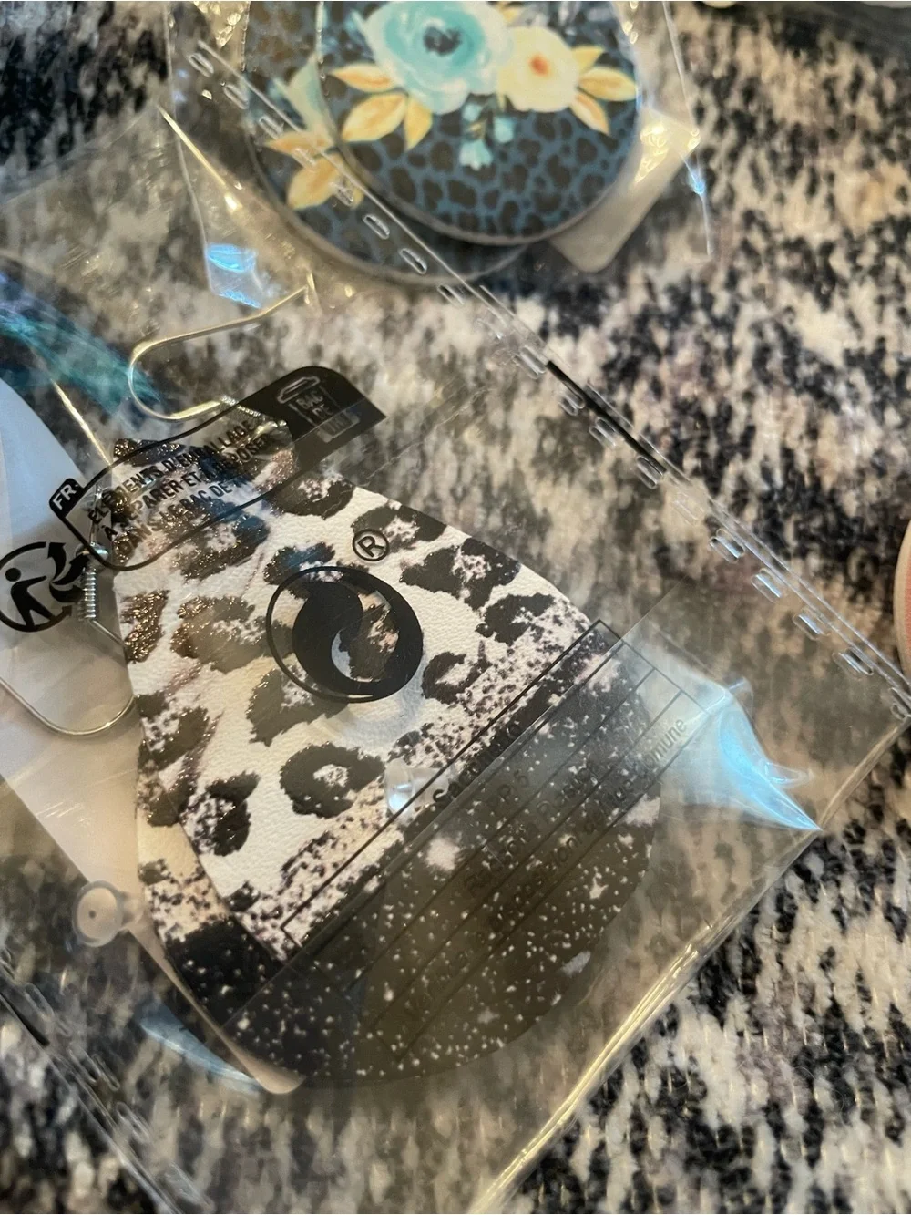 Earring lot